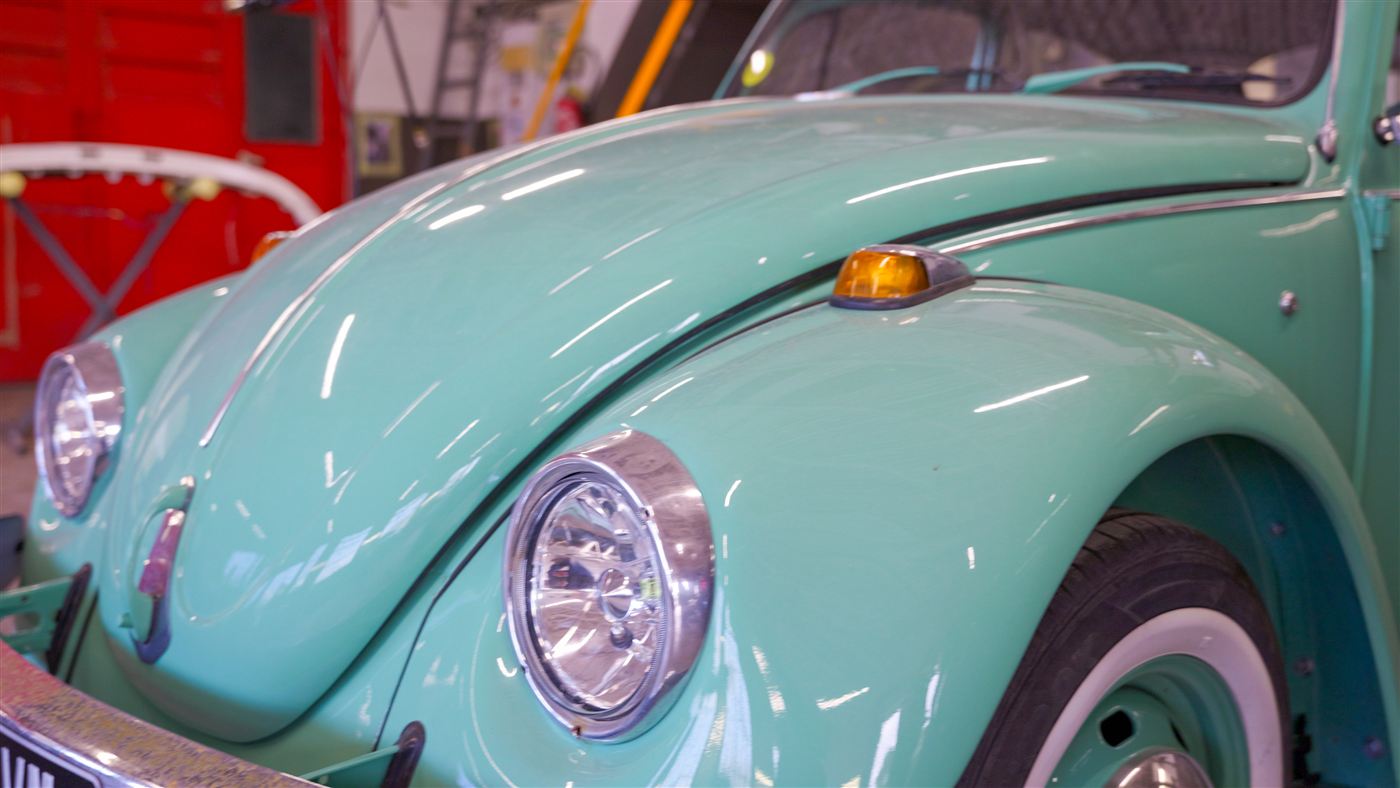 Coccinelle ancienne restaurée dans l'atelier